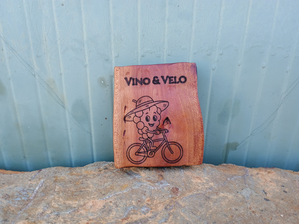 vino e velho - front